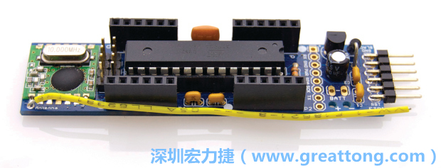 JeeLabs的尚?克劳德?威普乐（Jean-Claude Wippler）以RBBB为基础设计出JeeNode，JeeNode使用不同的排针并加装了SPI无线端口以提供无线传输使用。 使用EAGLE