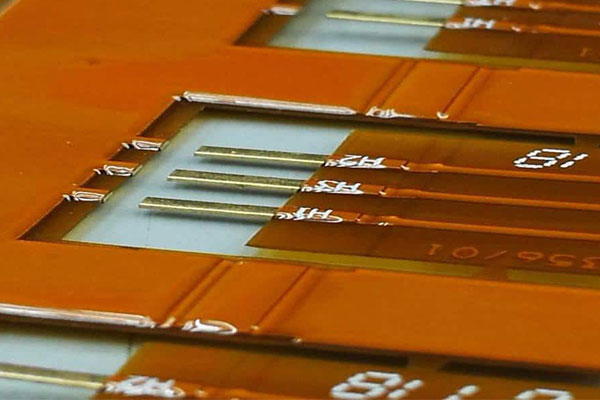 fpc 柔性印刷电路板 - 什么是 FPC 电路板？