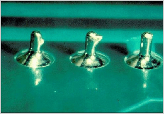 解析PCBA加工中焊点拉尖的成因与解决方案